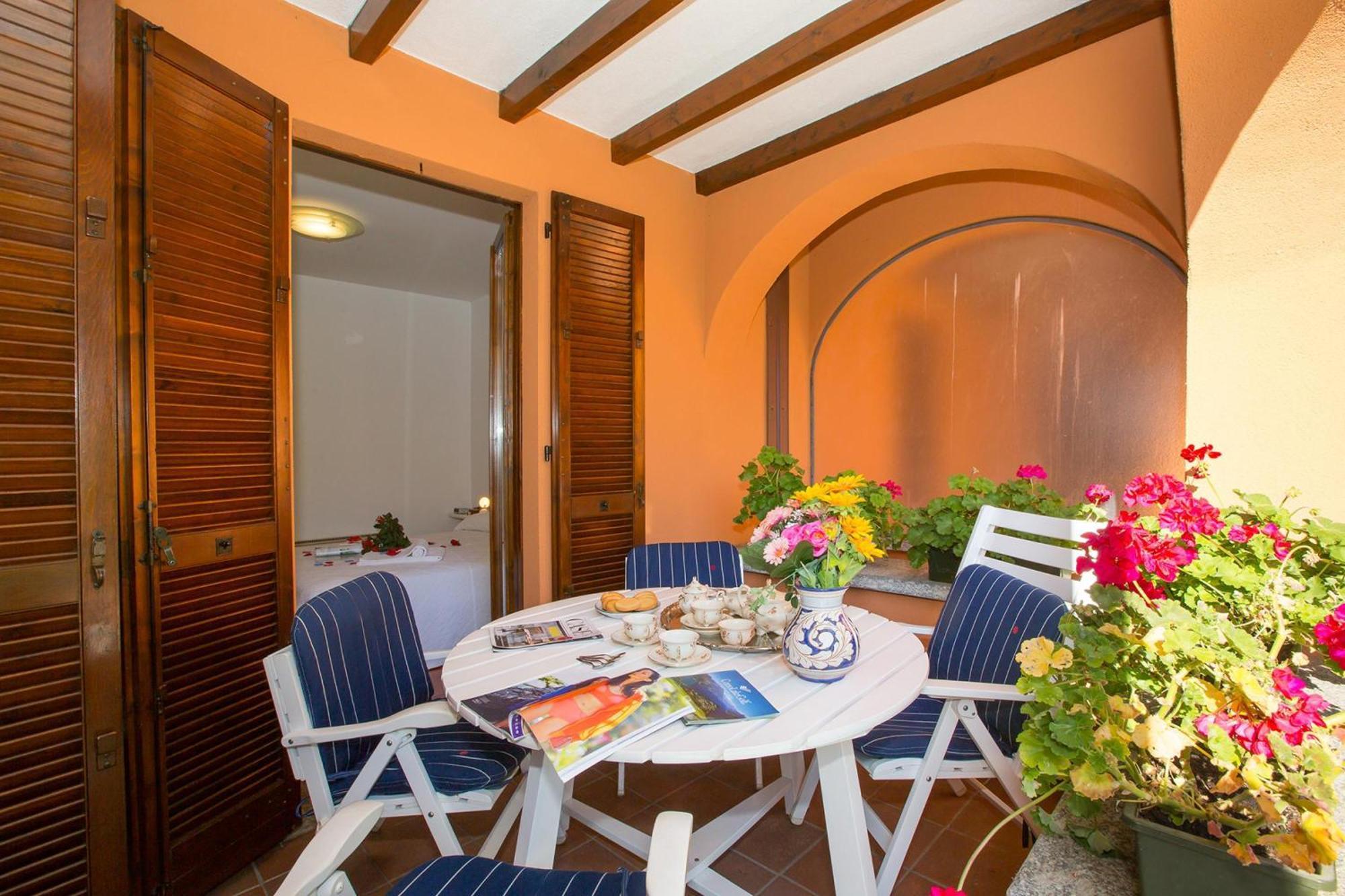 Ferienwohnung Menaggio Poggio Fiorito Loggetta Exterior foto